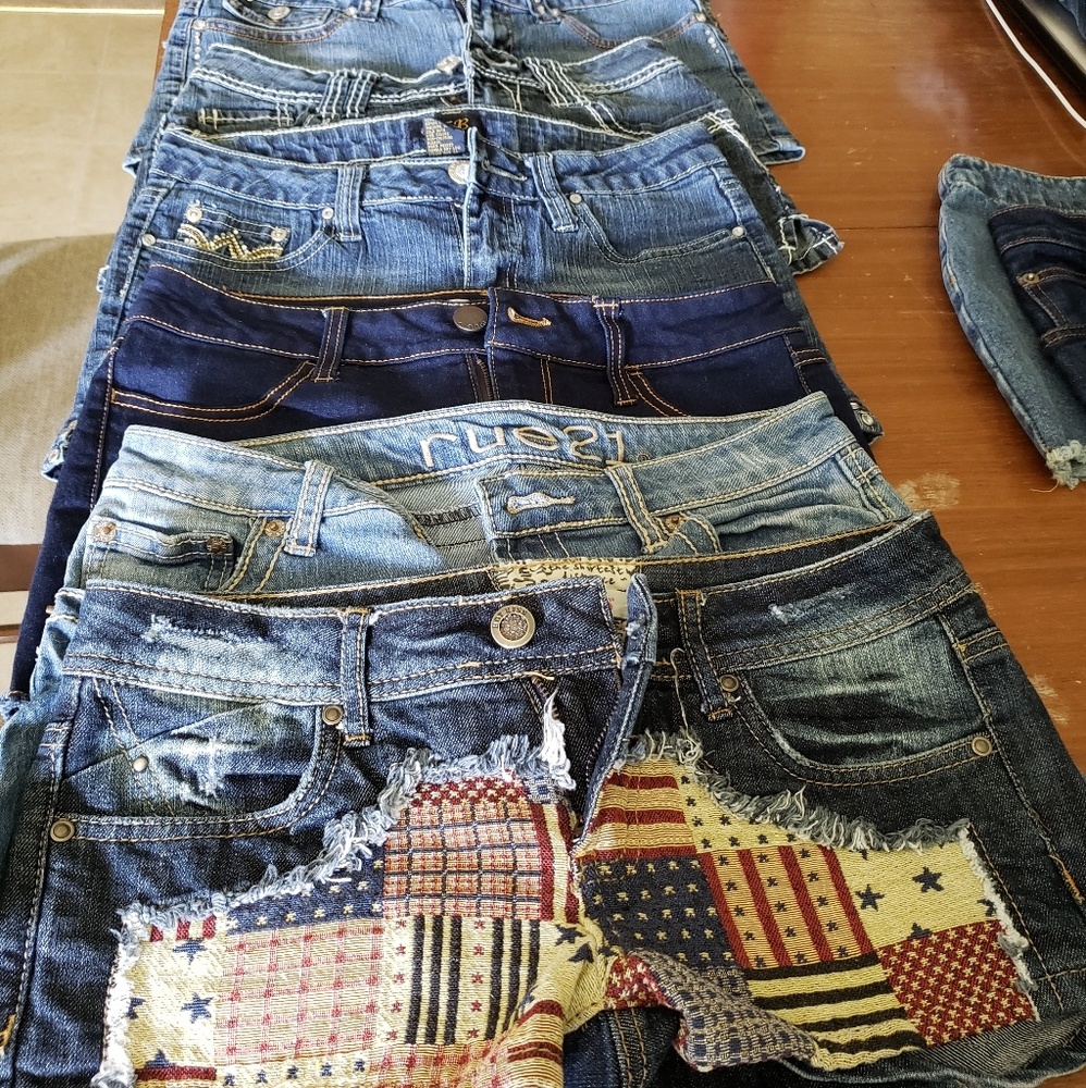Lot of 9 pairs of shorts. All size 5 or 5/6